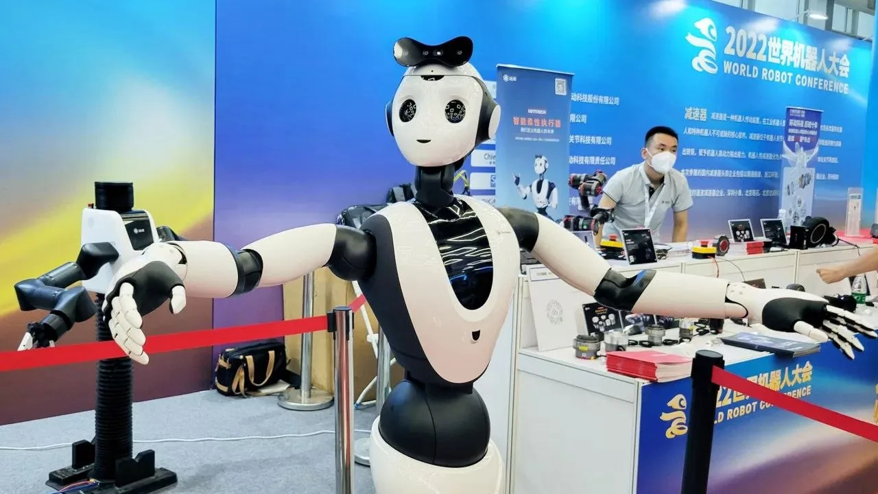 В Пекине открылся «детский сад» для роботов, созданный компанией Tashan Technology и уч...