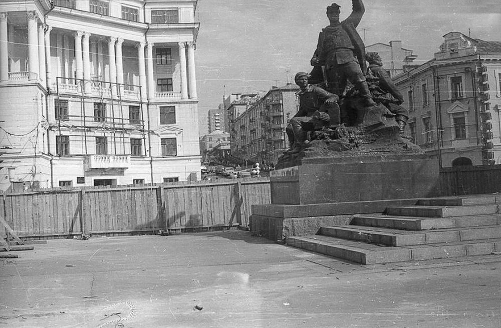 Ремонт памятника