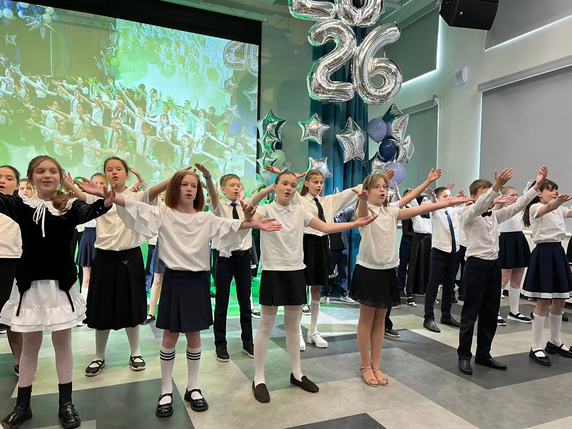 🎉 С Международным днём друзей! 🎉

Друзья — это те, кто поддержит, рассмешит и поможет, даже если п