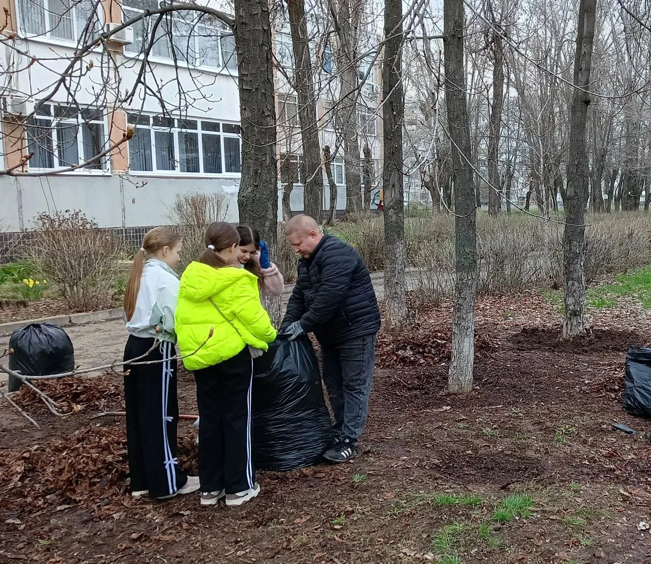 Спасибо за «Уют и заботу»! 🍂  Друзья, в нашей гимназии дан старт акции «Уют и забота», и мы хотим ск