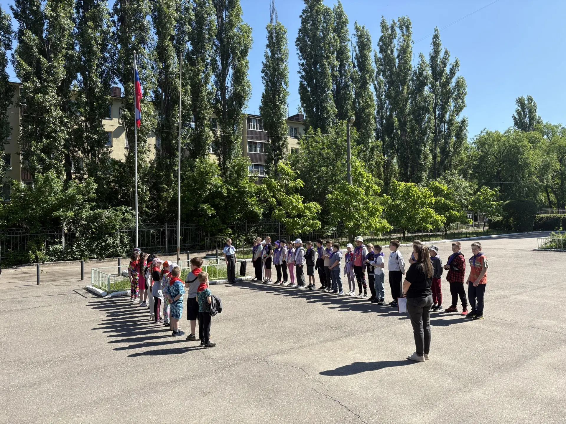 ☀️ Ещё один замечательный день в пришкольном лагере «Теремок» прошёл ярко, интересно и активно!

Утр