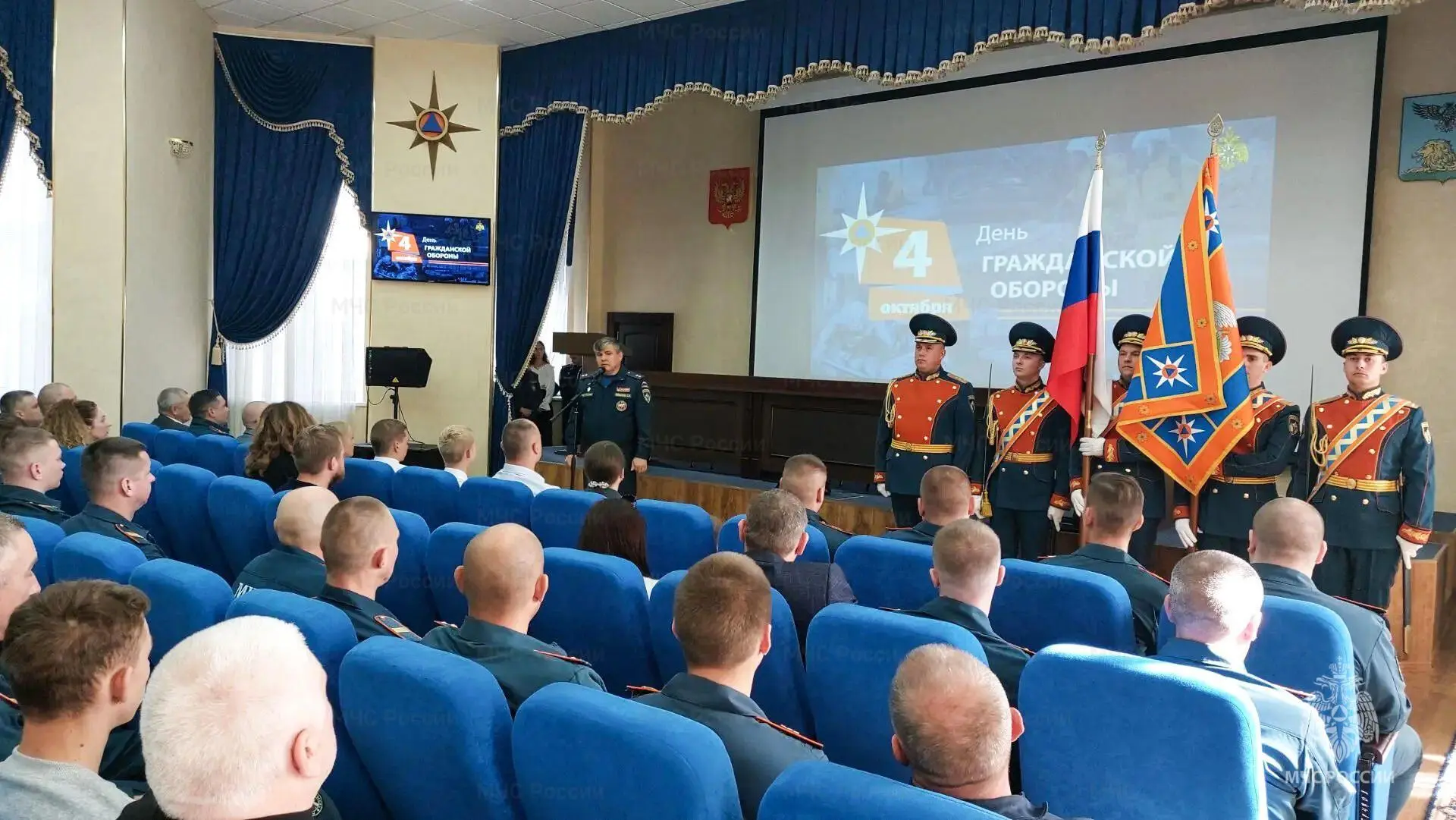Долг, мужество, единство: в Белгородской области отметили День гражданской обороны