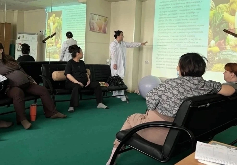 🤰 В Бурятии открылся Центр поддержки беременных женщин, оказавшихся в трудной жизненной ситуации

Н