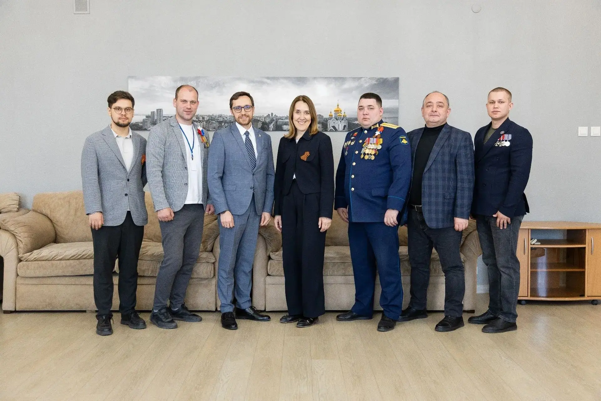 🇷🇺 Держим слово и держимся вместе