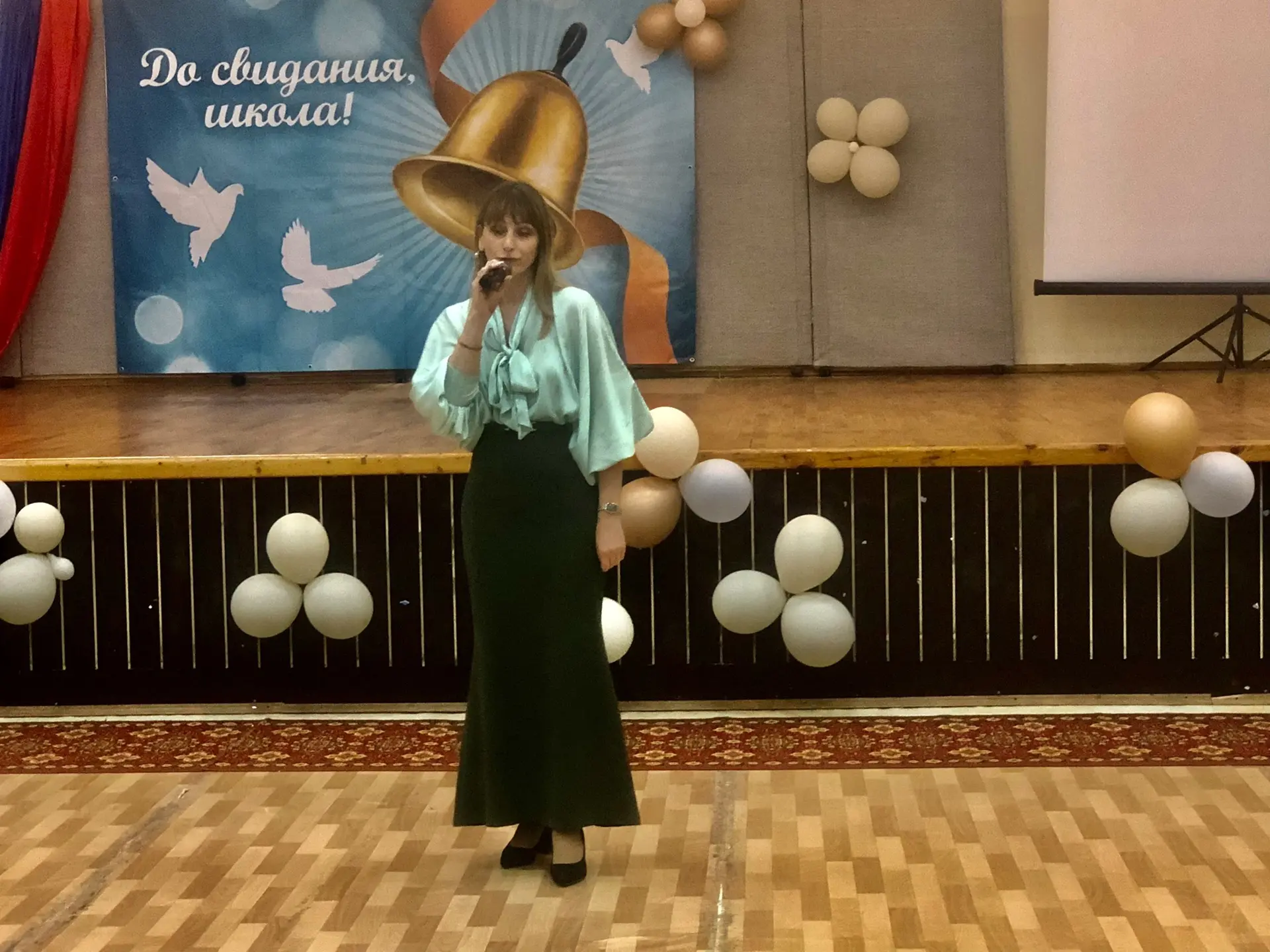 19 июня наша дружная команда под руководством Бурдиной Н.И. выступила в Актовом зале Владимирской СО