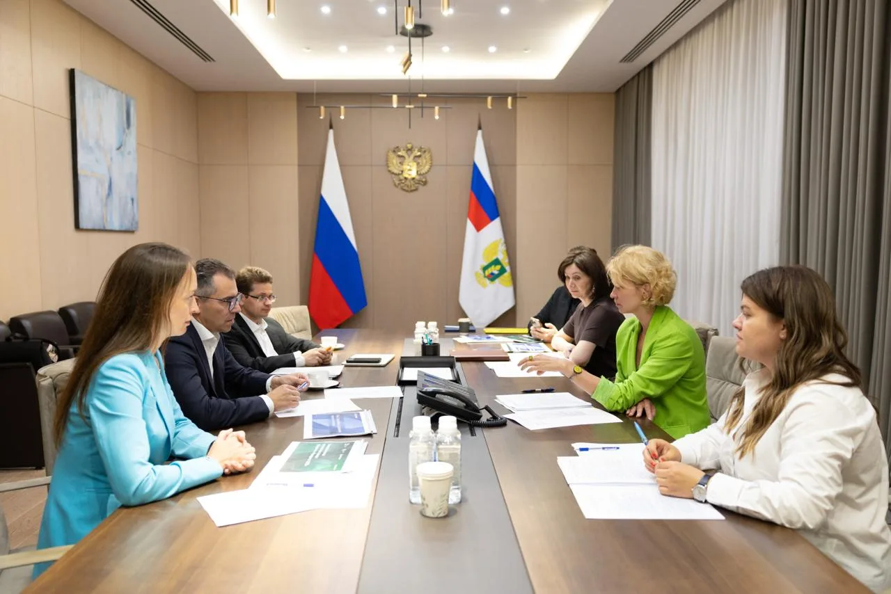 🤝 Обсудили перспективы сотрудничества с Газпромбанком в сфере аграрного образования и ...