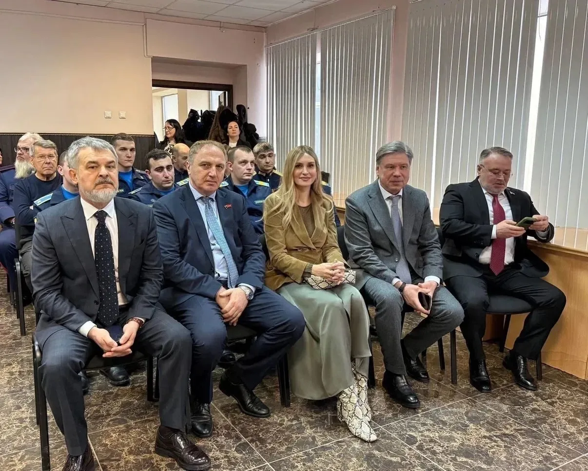 ⭐️ 19 февраля в администрации Ворошиловского района состоялся торжественный прием посвя...