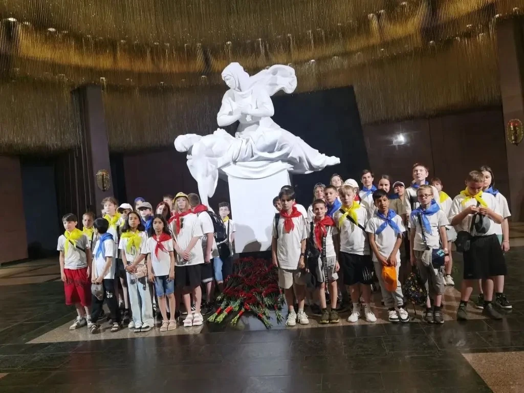 Память, которая живёт в сердце: поездка кадетов «Лицея „ДЕРЖАВА“» к святыням истории.
Незадолго до п