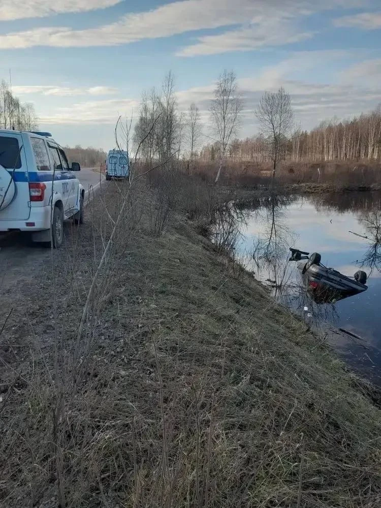 🚔 17-летний водитель погиб в Казачинско-Ленском районе  Сегодня ночью на трассе «Усть-Кут — Уоян (17