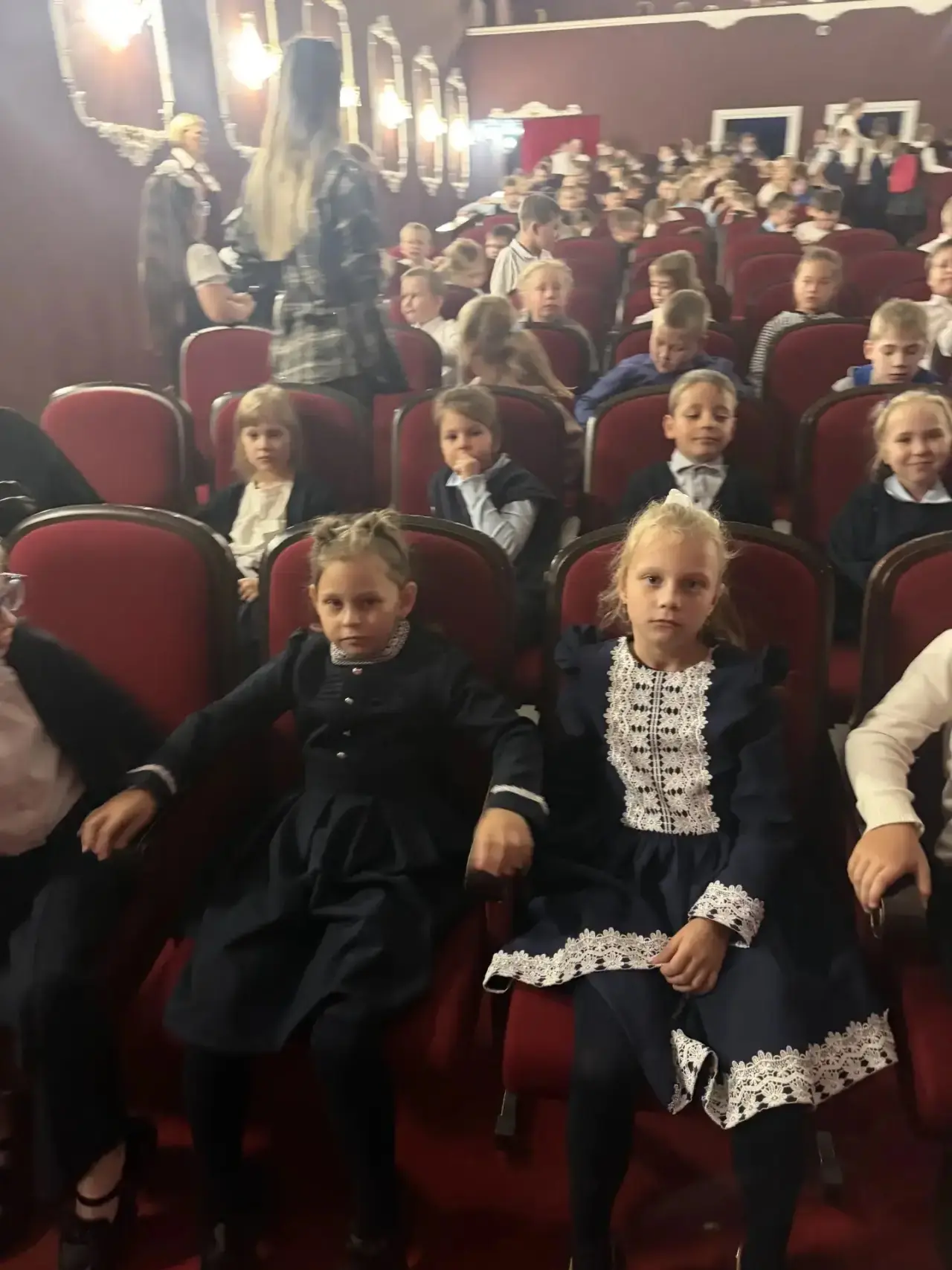 🎭 Обучающиеся начальной школы посетили Балашовский драматический театр!