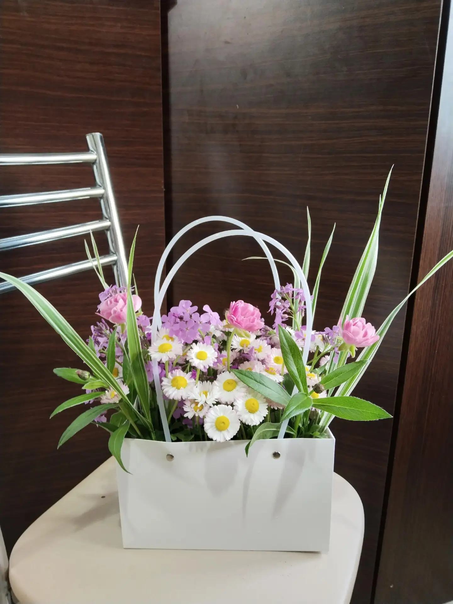 Продам букет в большой корзинке 🌸🌸🌸🏡