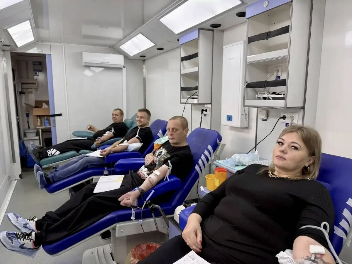 Брянские студенты и сотрудники БГТУ сдали 60 доз крови