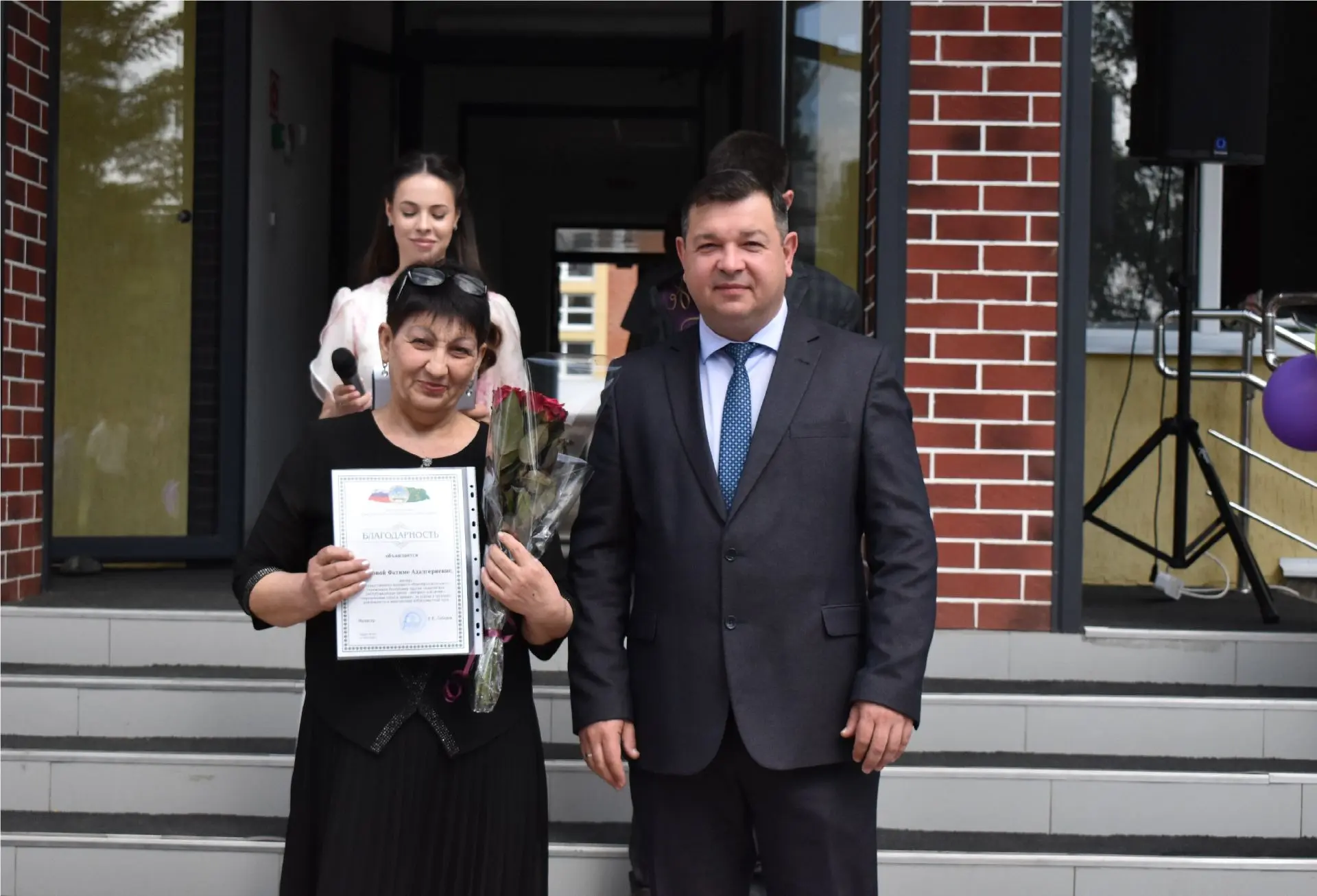 22 мая в школе-интернате прозвенел Последний звонок.
 
Почетным гостем на торжественной линейке стал