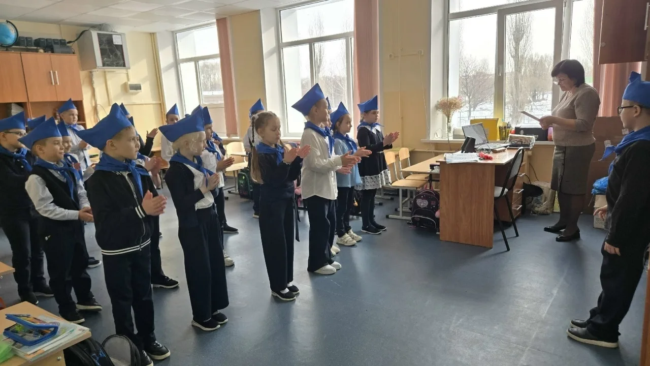 🌟 Пост: «Орлёнок‑спортсмен в 1 „А“: веселье, спорт и командный дух!» 🌟 5 марта в 1 «А» классе прошло