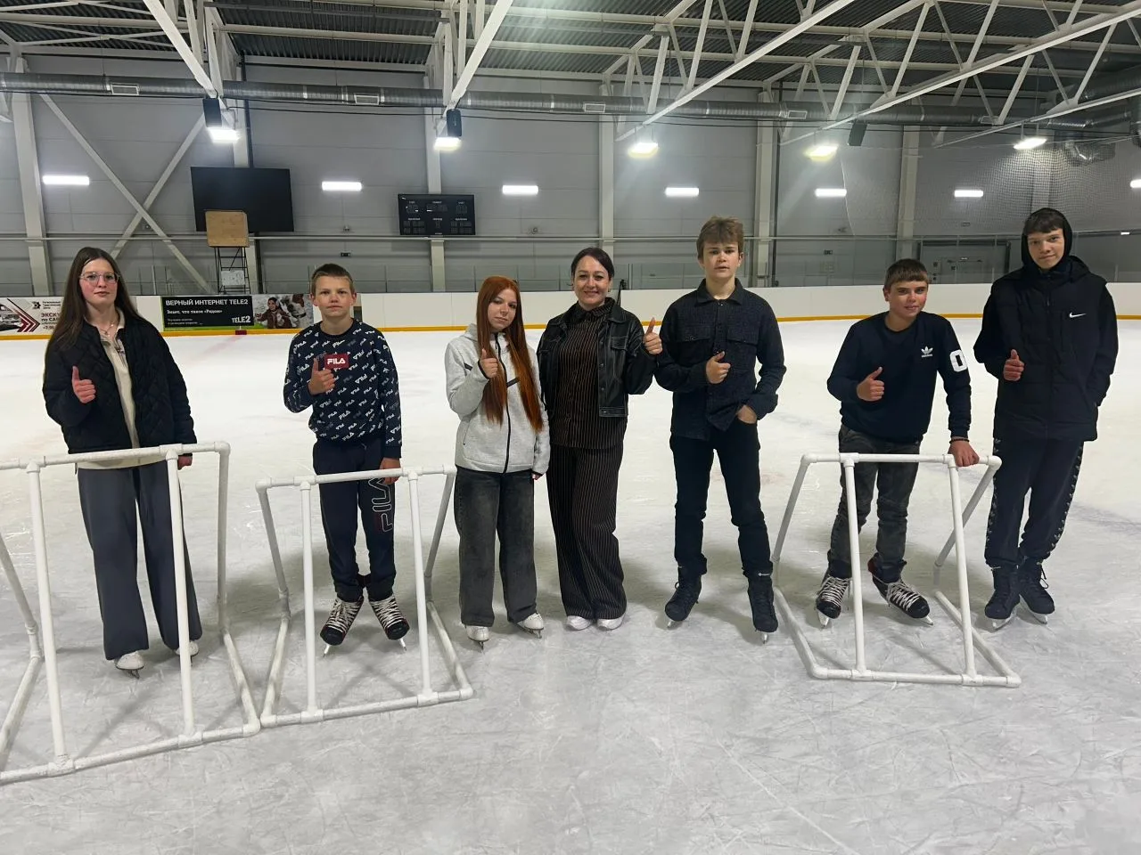 ❄️ ПОХОД ВО ДВОРЕЦ СПОРТА ❄️

📍Ученики 7–8 классов вместе с классными руководителями посетили Дворе