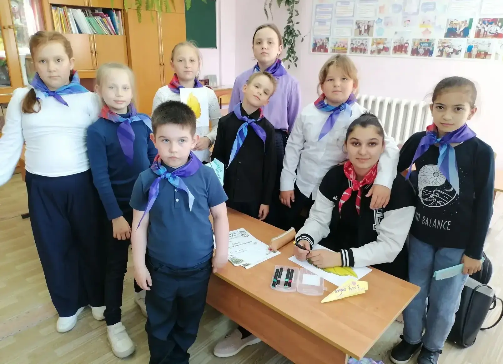 Код воспитания детства: школьники отметили День пионерии