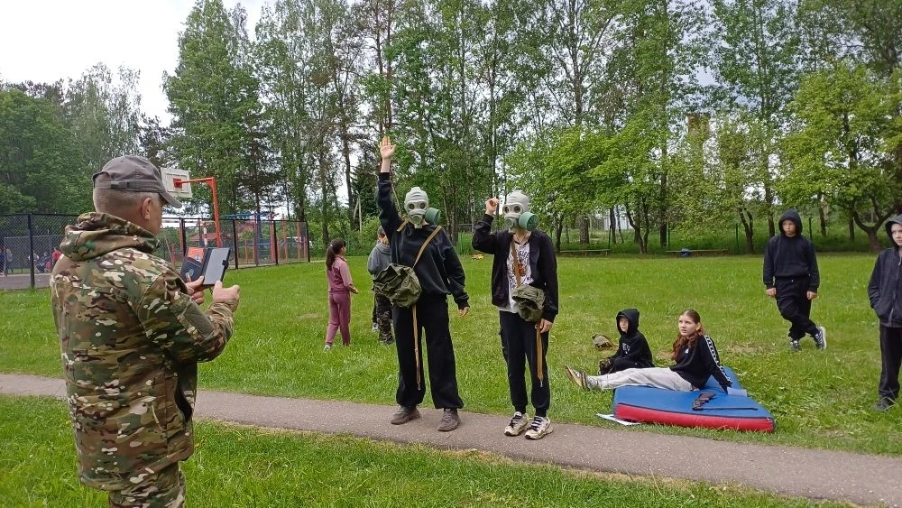 По доброй традиции в конце  учебного года  в нашей школе состоялся туристический слёт, посвящённый 6