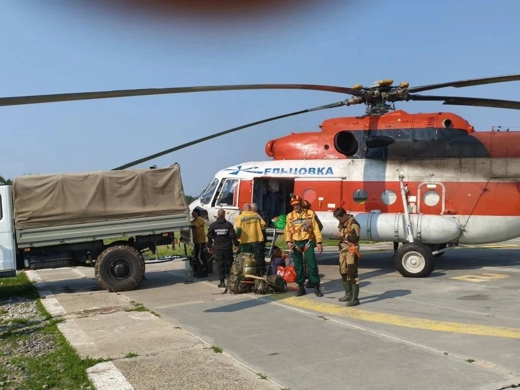 ⚡️🔥Сегодня для помощи Томской области в тушении лесных пожаров направлены 50 авиапожар...