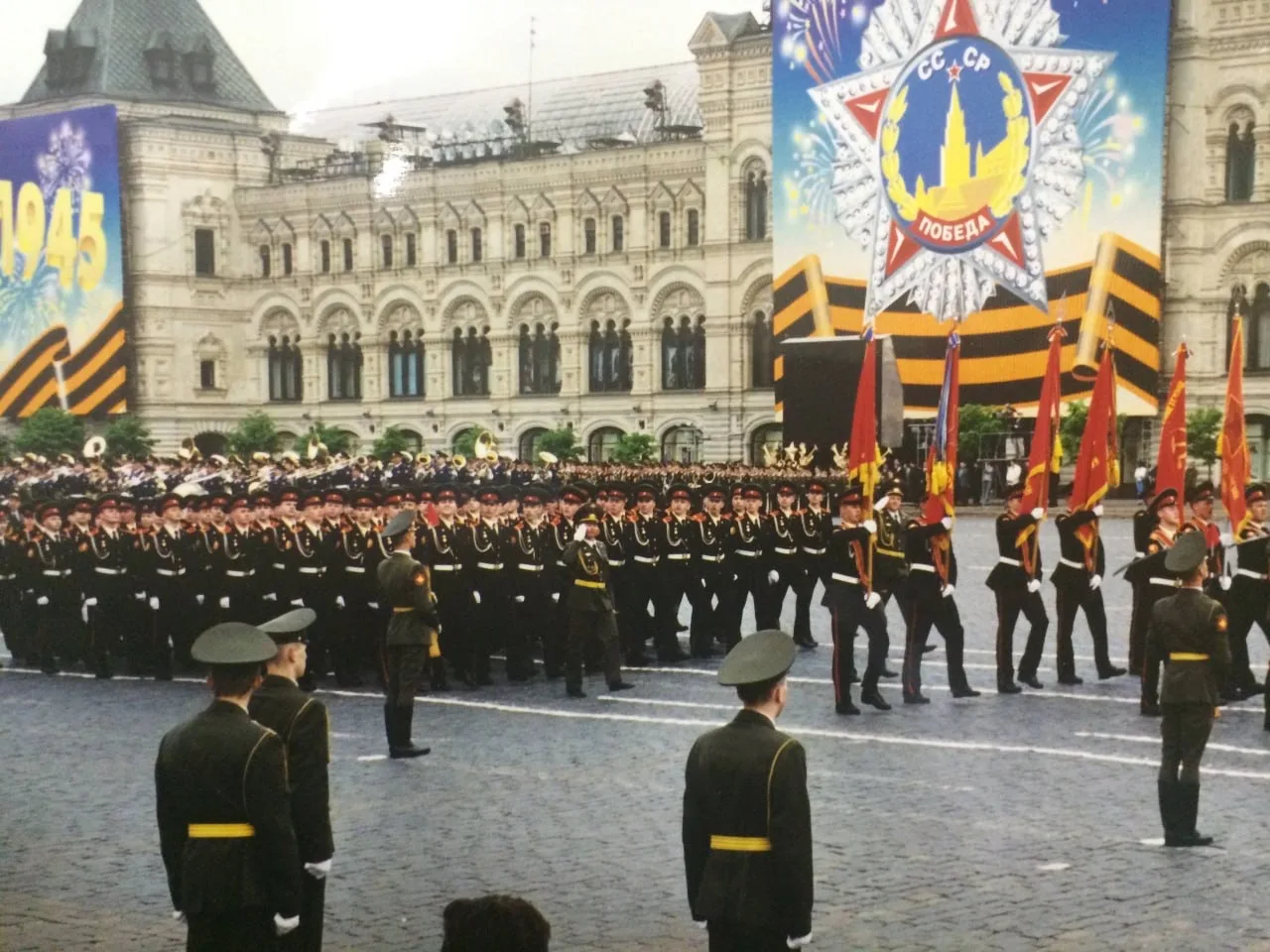 Ровно 25 лет назад, 9 мая 2001 года. Красная площадь. Третья шеренга, первый взвод Московского Сувор