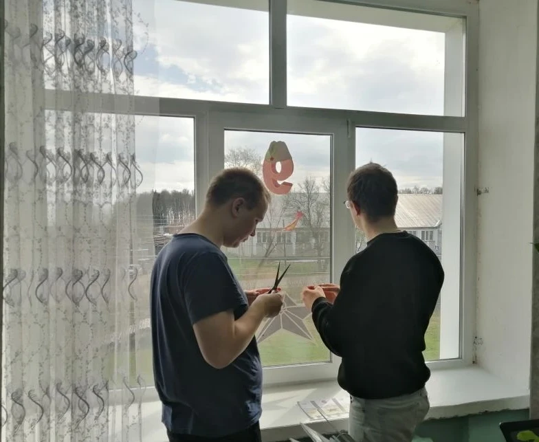 💥💥💥  В преддверии Дня Победы в России проходит Всероссийская патриотическая акция «Окна Победы».
