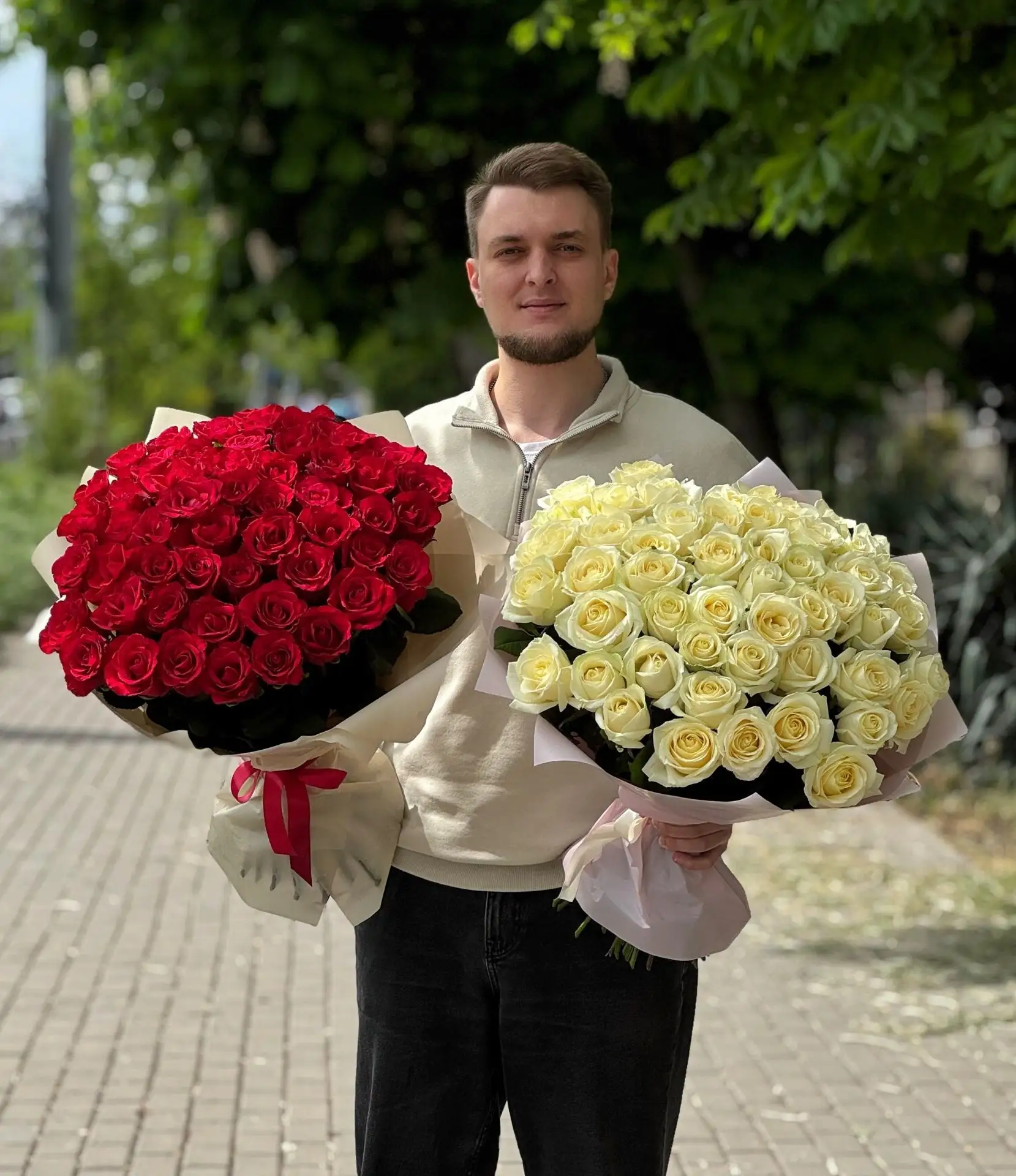 📔 Дневник «цветочника»

• Классика, которая всегда производит впечатление - 51 белая и 51 красная р