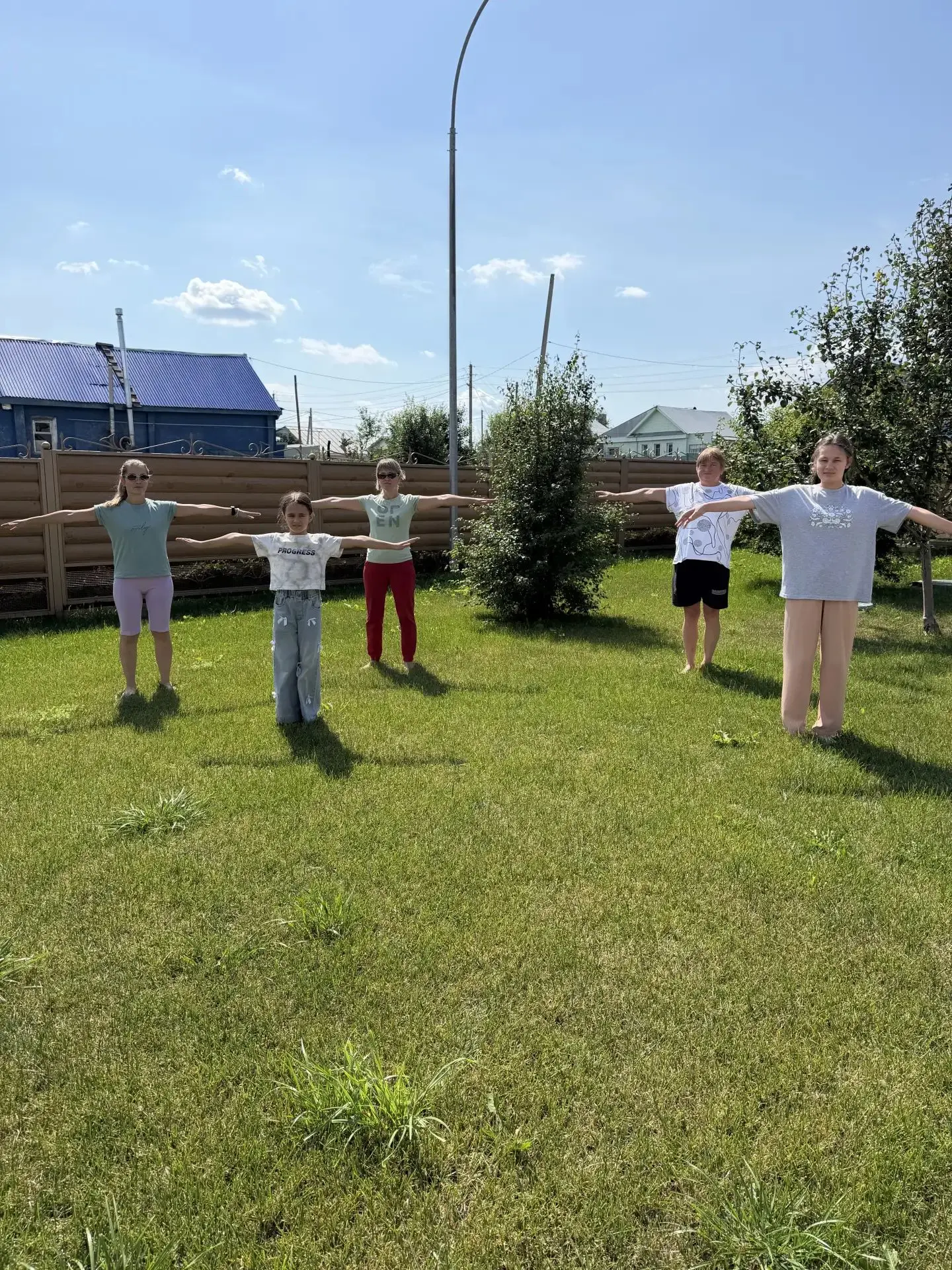 7 августа 2026 года сотрудники музея Абдрахманово провели  зарядку на свежем воздухе на...