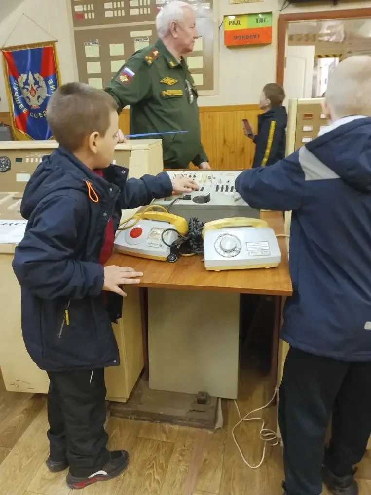 🪖29 апреля  3д класс (кл. руководитель Шилова Т.Л.) в преддверии Дня Победы побывал в настоящем подз
