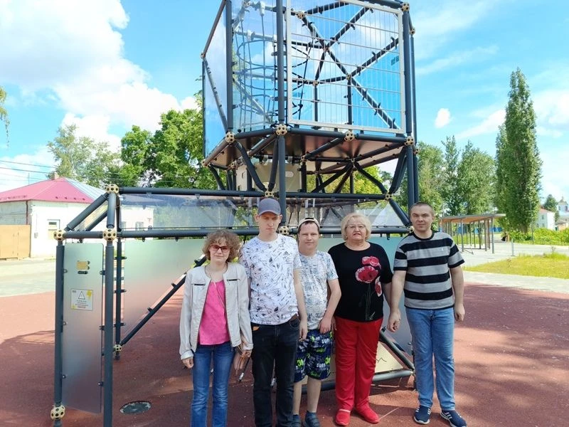 «Наш веселый звонкий мяч»