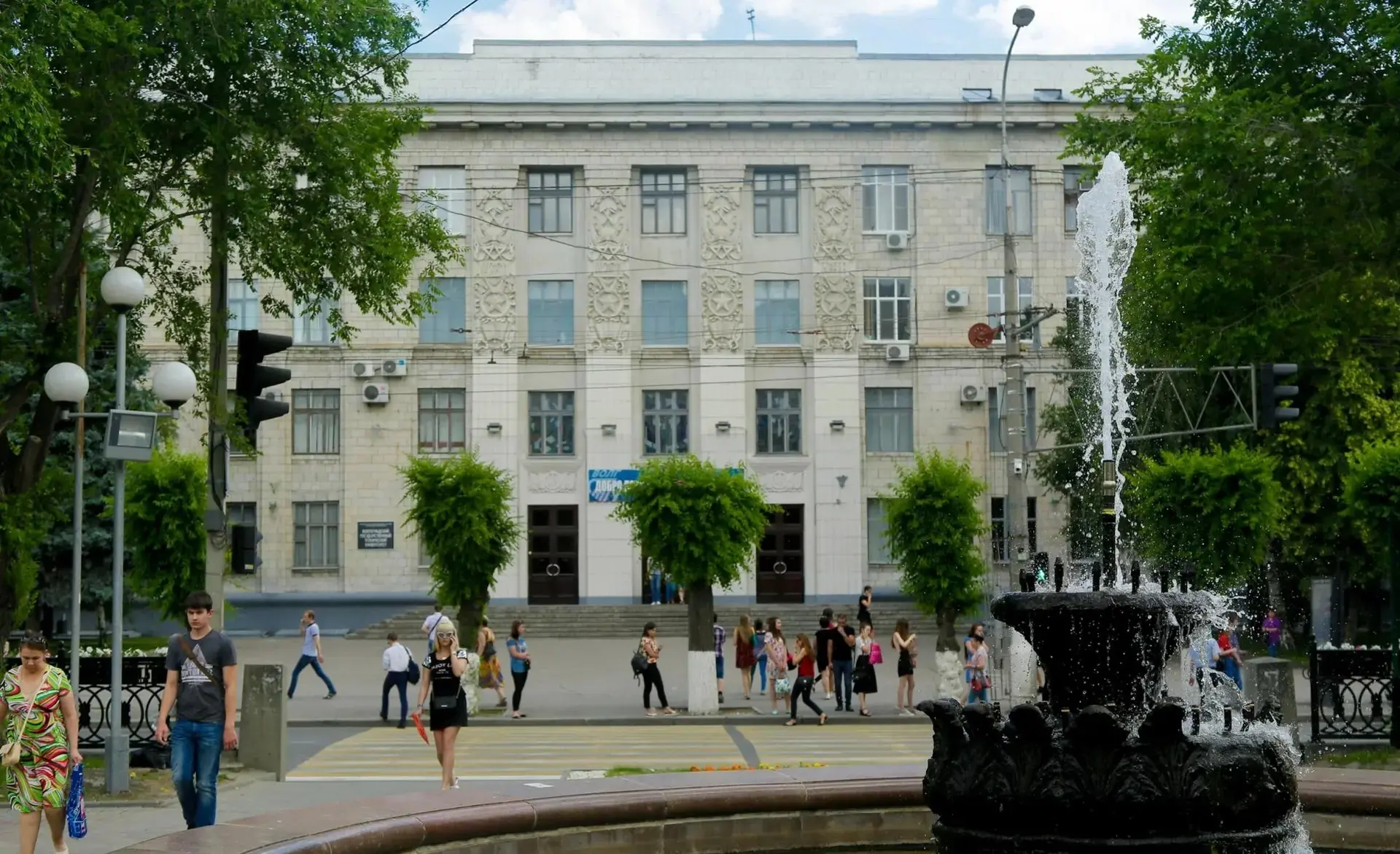 Волгоградские вузы готовятся к приёмной кампании. Старт по всей стране в субботу, 20 июня.

Волгогра