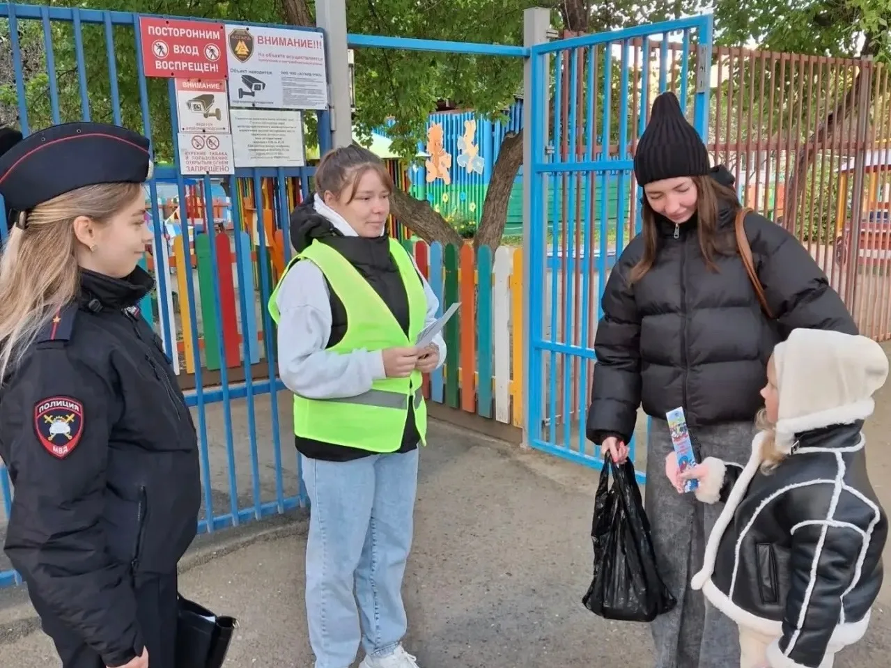 В рамках оперативно-профилактического мероприятия «Внимание — дети!» сотрудники Госавто...