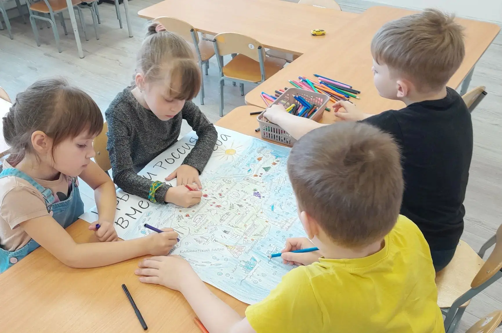 В день воссоединения Крыма с Россией, 🇷🇺🇷🇺наши ребята 👬👫узнали о событиях, предше...