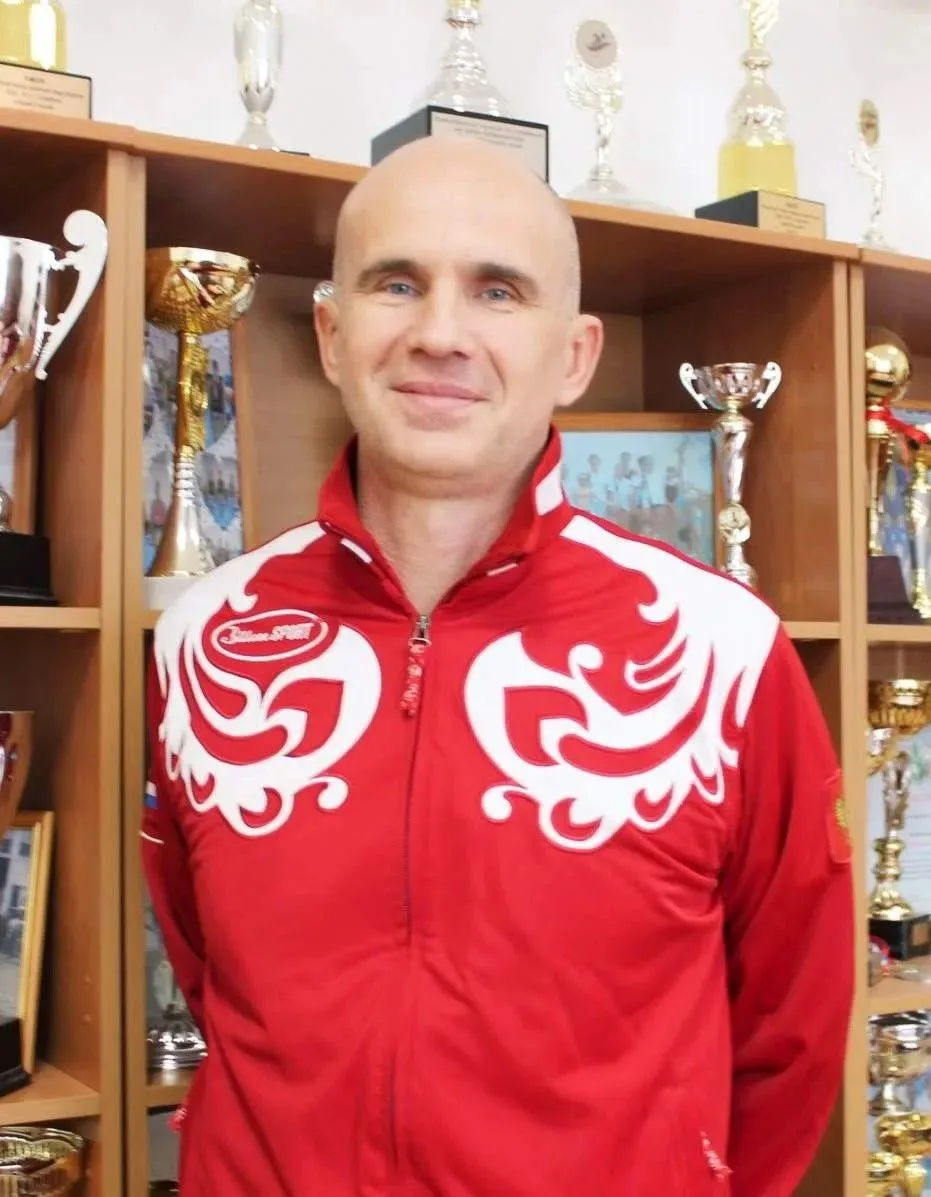 Спортивная династия Агафоновых: эстафета продолжается! 🏆🏊‍♂️

Знаете, что круче любых рекордов? Ко