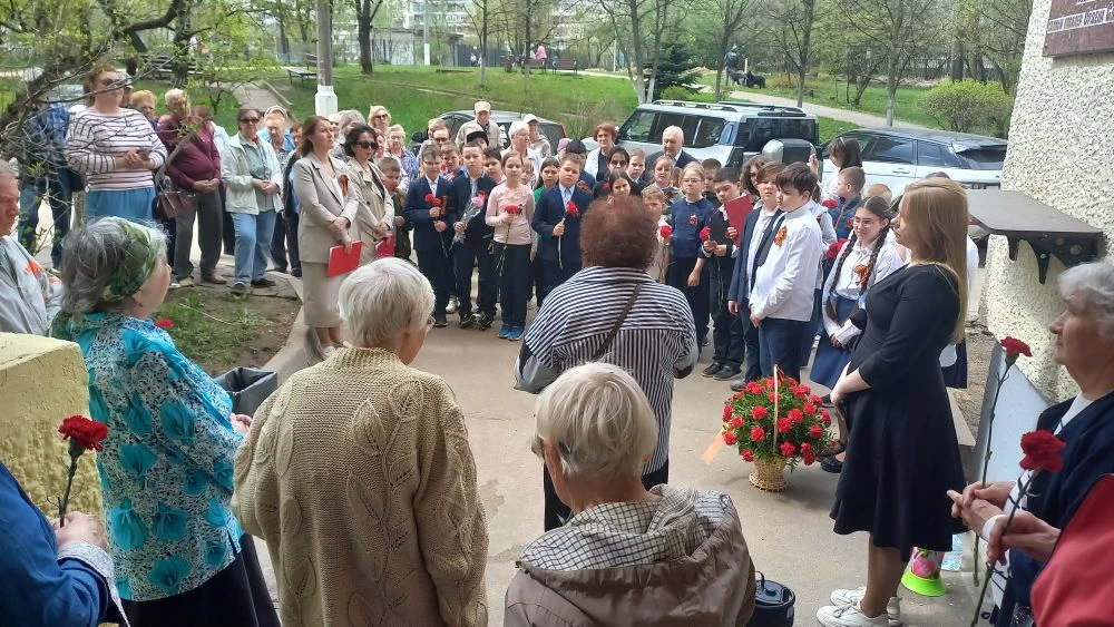🕊 Память жива, пока мы помним.  5 мая ученики 3 «Г» и 6 «В» классов лицея № 4 почтили память Горлова