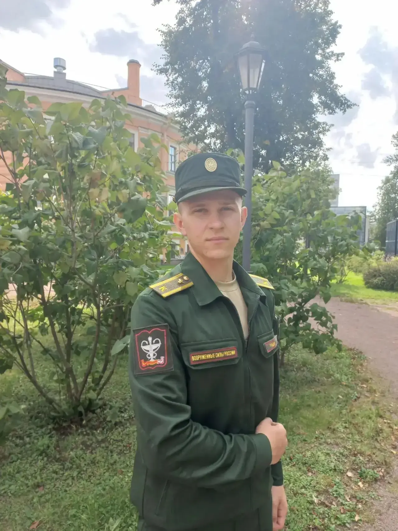 Два калининских выпускника выбрали профессию – Родину защищать