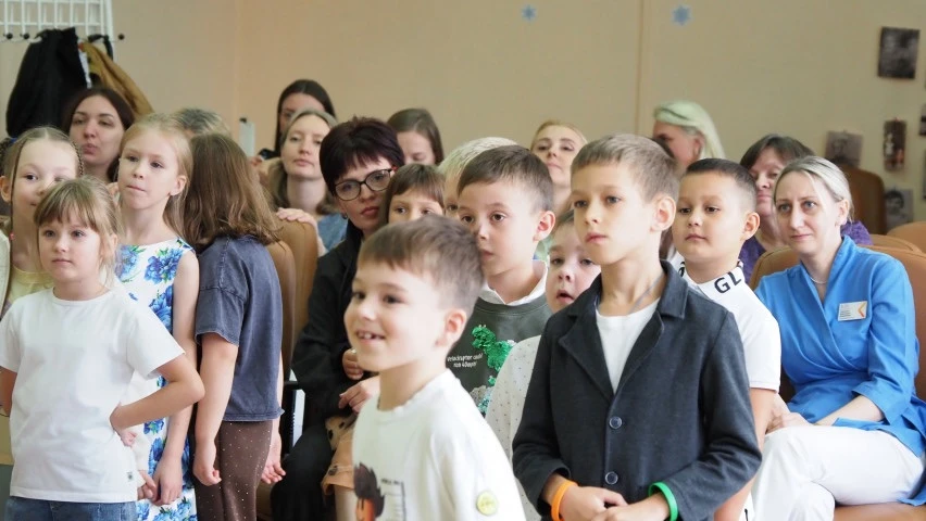 🎒 Волшебные ключи от школы: в краевой больнице прошёл праздник для будущих первоклассн...