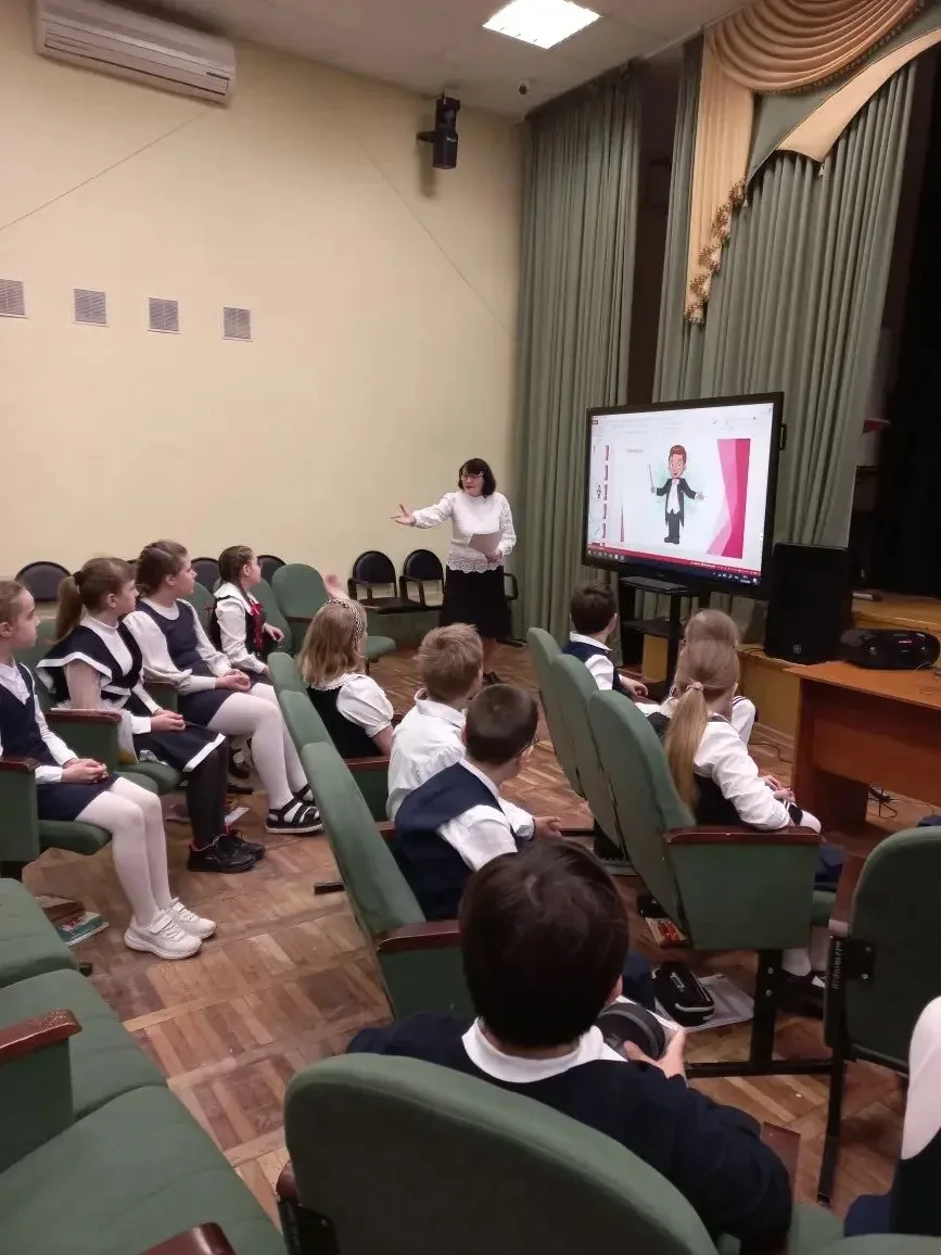 🎨🎶✂️ Предметная неделя искусства и технологии  С 13 по 17 апреля в нашей школе прошла предметная нед