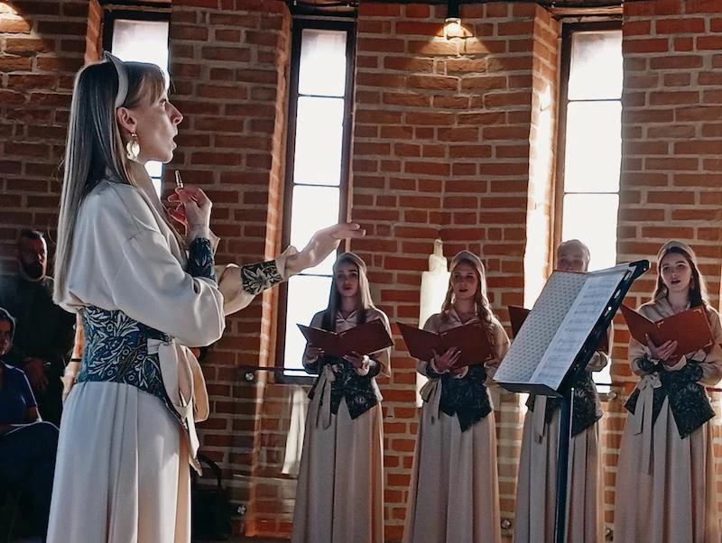 «Архиерейский хор и современные биты». В Смоленске в разгаре «Весна»