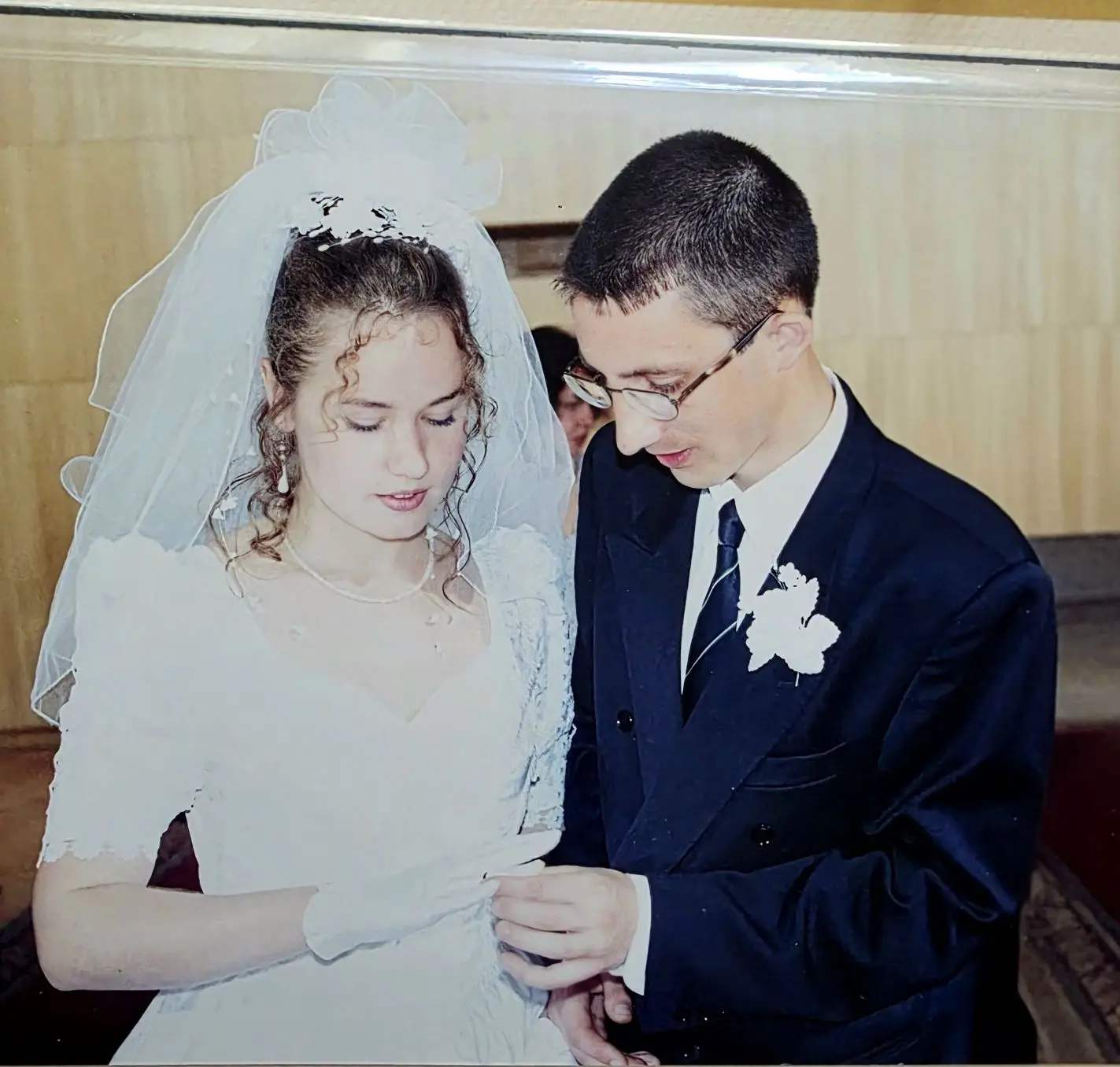 ✨СЕРЕБРЯНАЯ СВАДЬБА 💍✨

Сегодня у нас с мужем ровно 25 лет со дня свадьбы. Наша Серебряная свадьба!