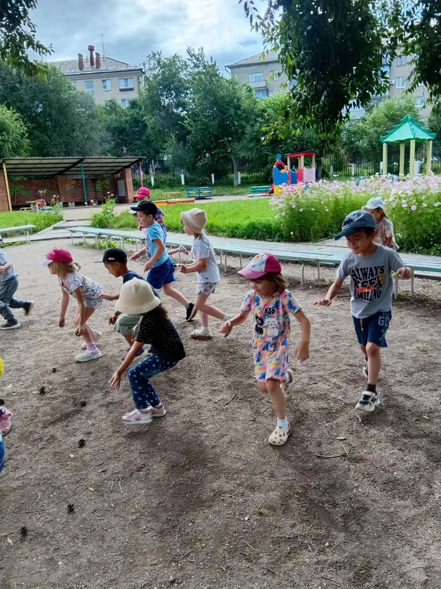 📢Подводим итоги недели «Лесной дом»! На этой неделе ребята узнали, кто живёт в лесу и как устроен л