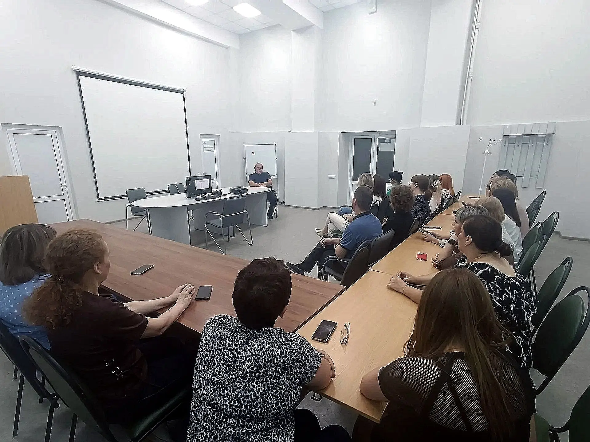 18 июня специалистом по социальной работе Отделения Семейного многофункционального центра Комплексно