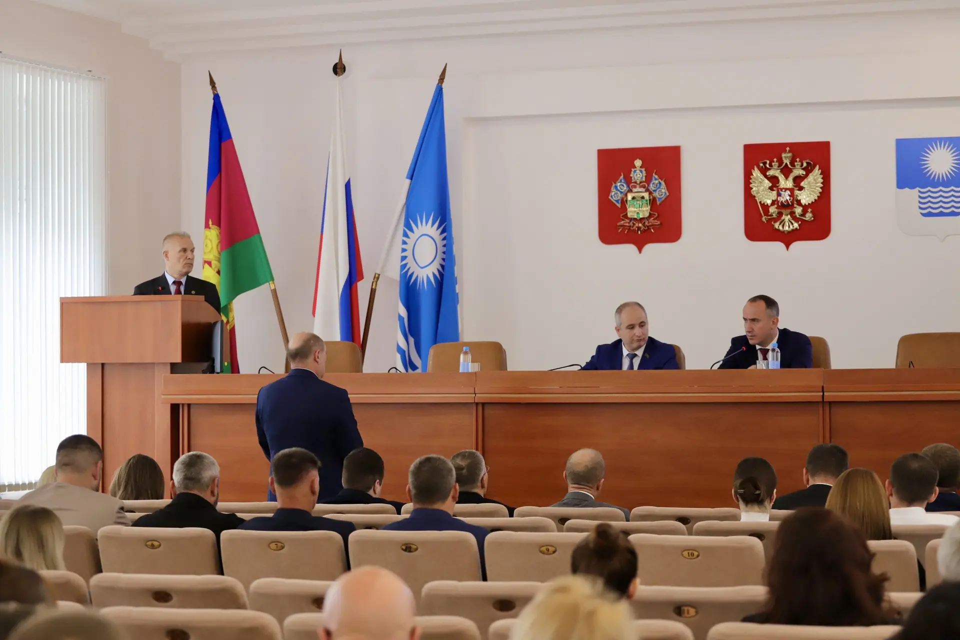 Расширенное планёрное совещание начали с обсуждения ситуации в сельских округах после п...
