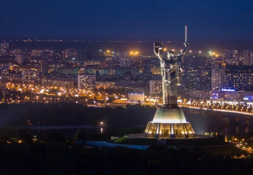 🚀🇺🇦 Киев стал полноценным прифронтовым городом из-за участившихся воздушных атак — у...