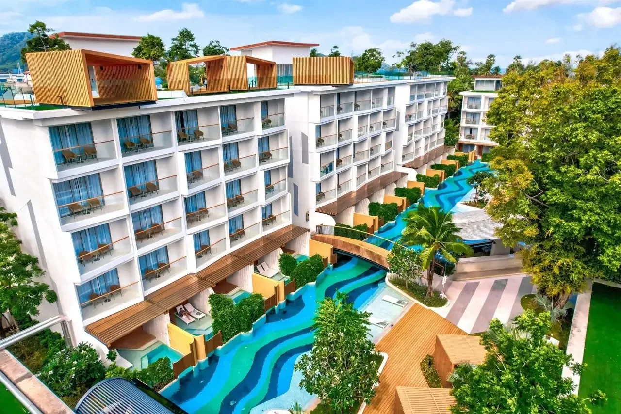 📍Таиланд, о. Пхукет

🌿 Andaman Embrace Resort & Spa 4*

Отель расположен в центре популярного куро