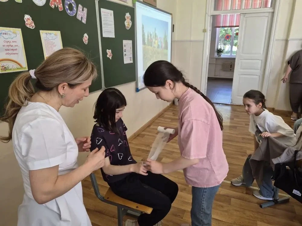 Сегодня в лагере прошел урок «Первой помощи».