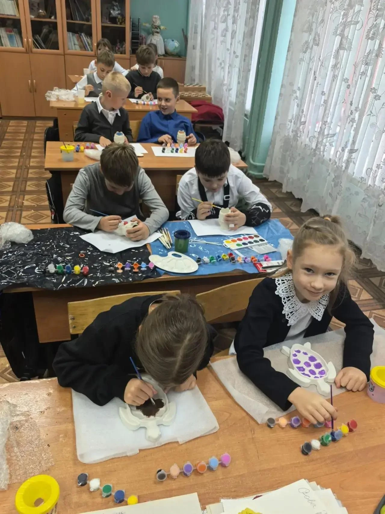 🎨 Волшебство своими руками: творческий мастер-класс во 2 «Б» и 2 «В»! ✨