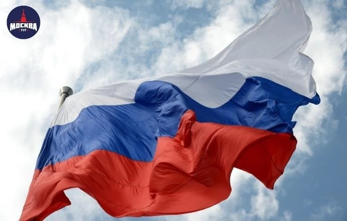 🇷🇺 С Днём России!

12 июня — это не просто дата в календаре, а день, когда мы чувствуем общую силу
