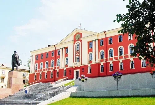 Новостей особых в городе нет, побалуемся слухами ) 

По информации из неофициальных источников, 31 а