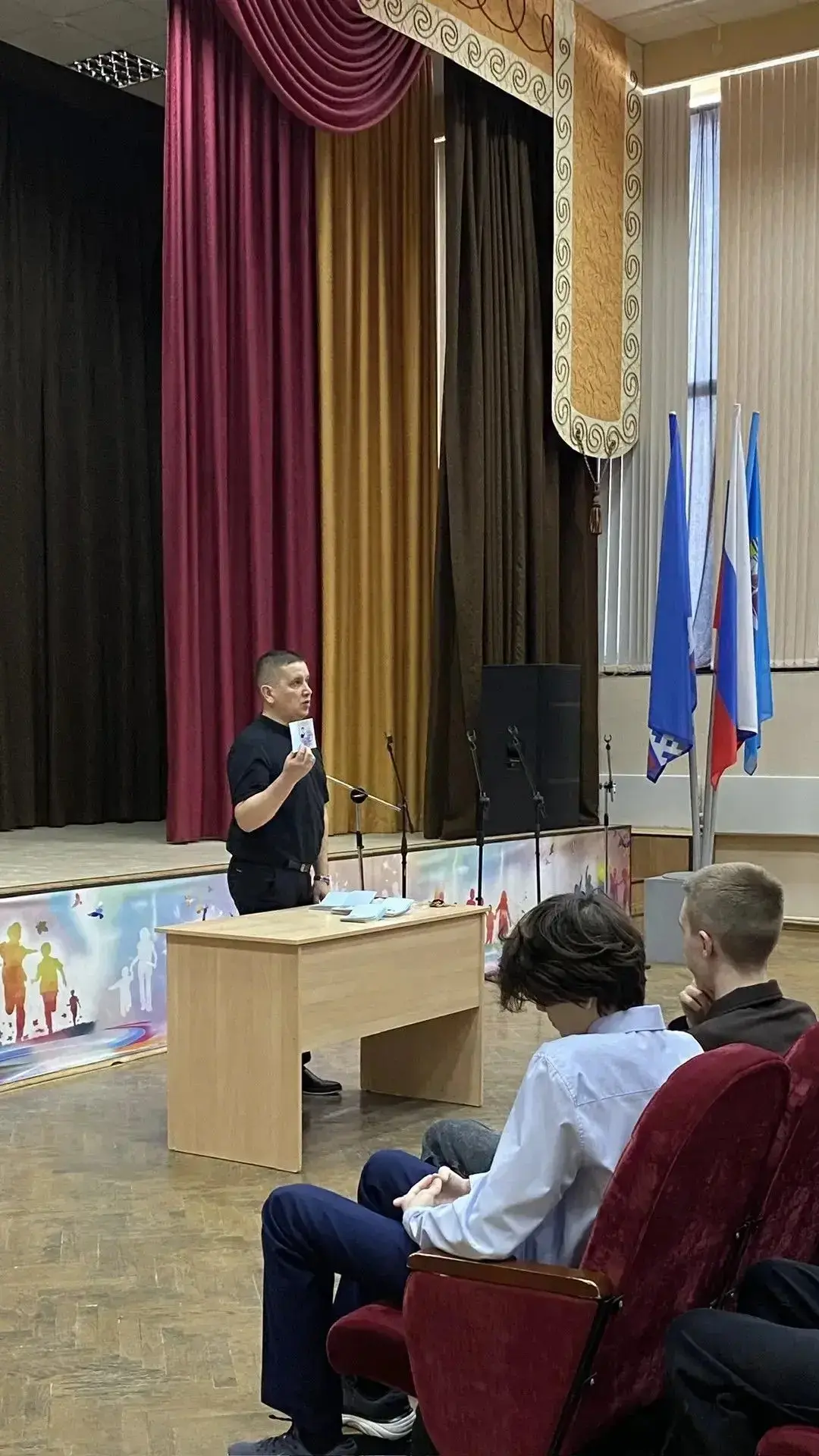Сегодня в нашей школе состоялось торжественное вручение приписных удостоверений. Это значимое событи