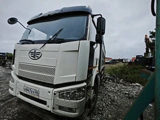 🚛 FAW J6