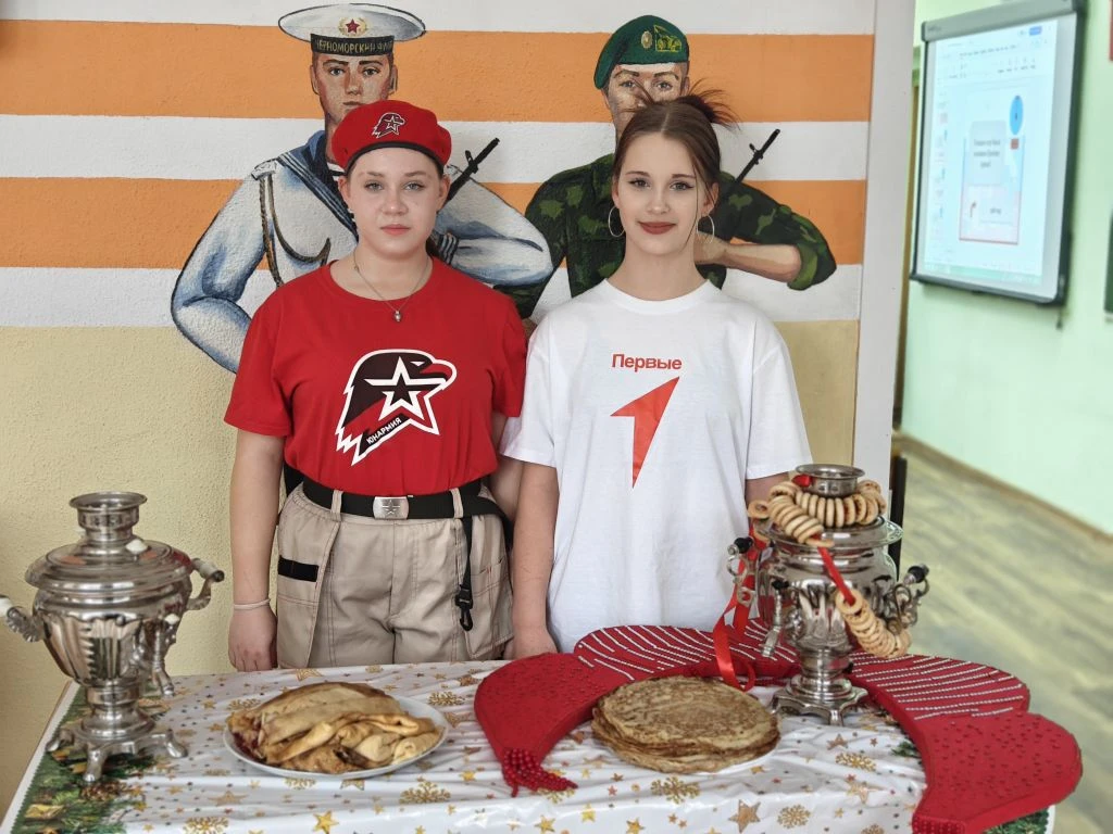 🔥 День контрастов: от серьезного до вкусного!  Утро было посвящено важному: «Уроки Мужества», разгов